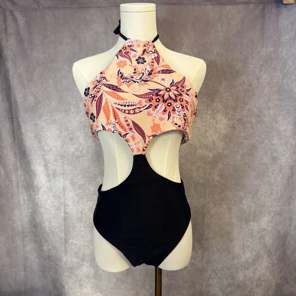 Cupshe Black and White Reversible Peach Coral Paisley One Piece Cutout Swimsuit - Picture 2 of 11